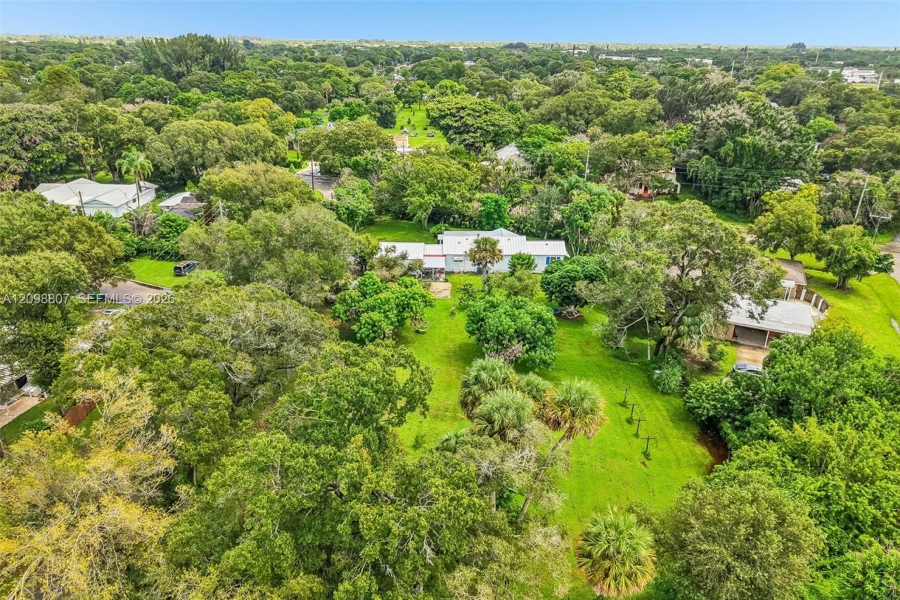 3039 Sunrise Boulevard, Fort Pierce, FL 34982 Photo