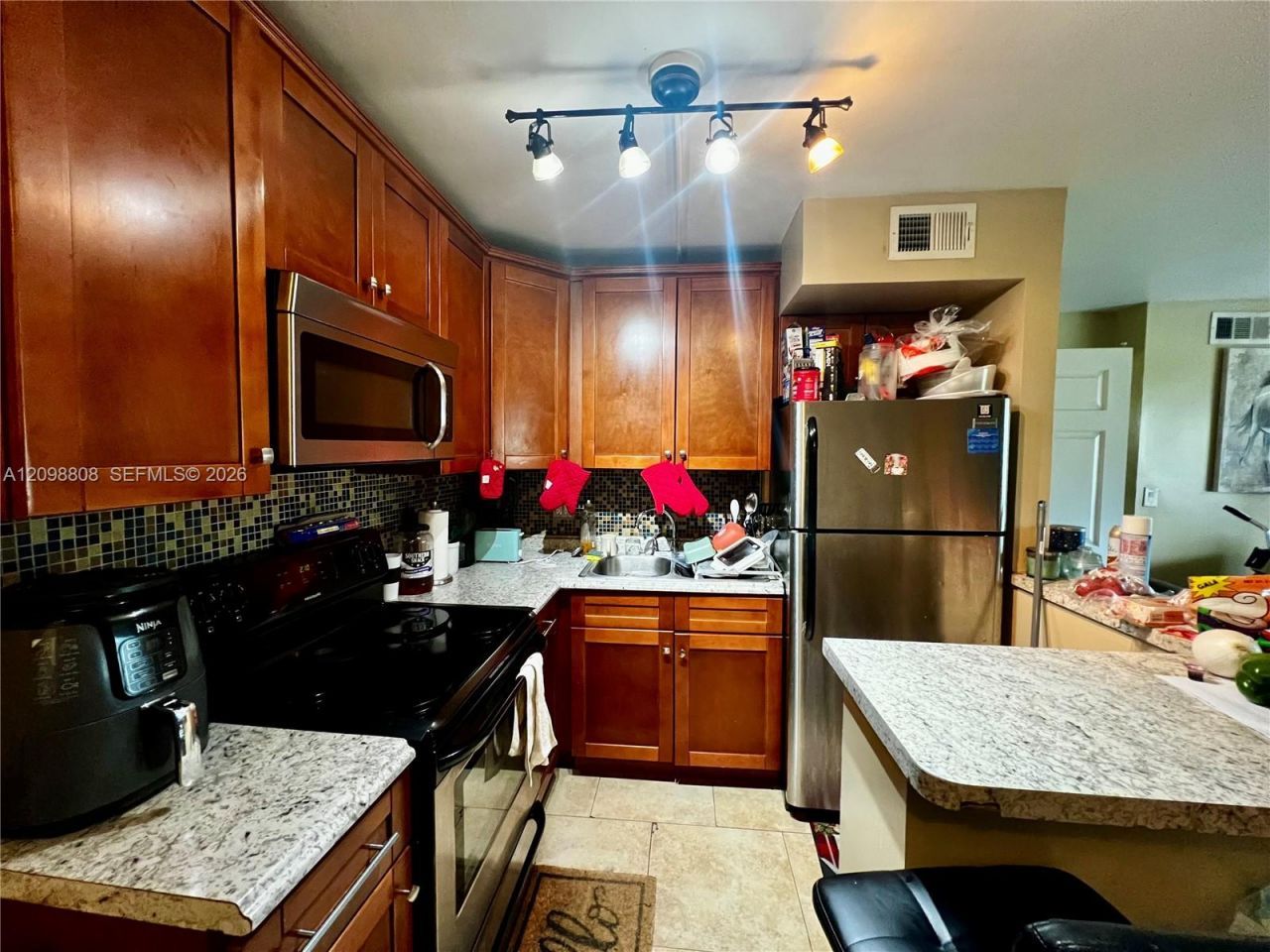 425 NW 210th St , Unit 102, Miami Gardens, FL 33169 Photo