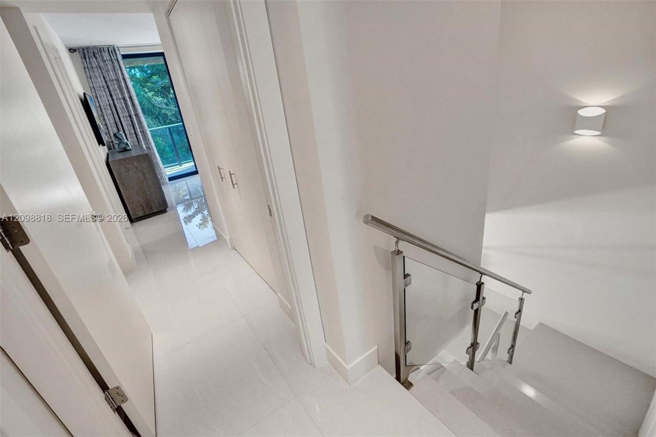 3040 N Ocean Blvd , Unit N103, Fort Lauderdale, FL 33308 Photo