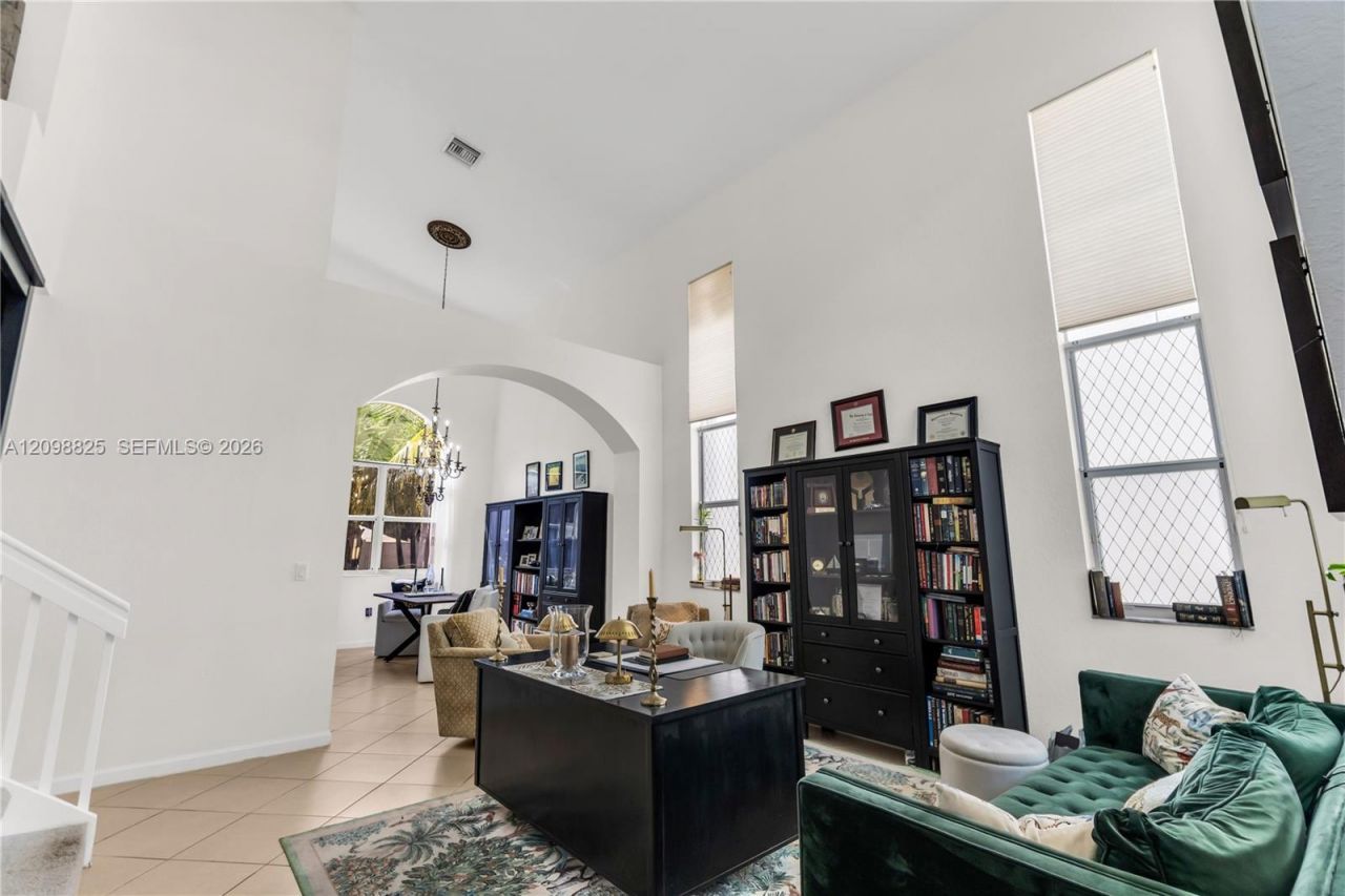 3742 NE 13th St , Homestead, FL 33033 Photo