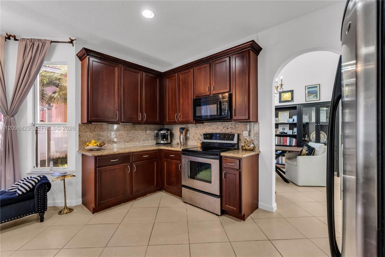 3742 NE 13th St , Homestead, FL 33033 Photo
