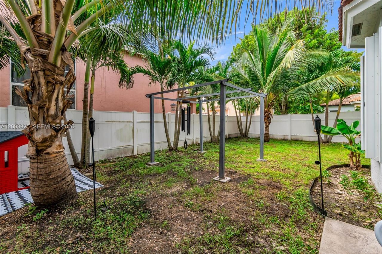 3742 NE 13th St , Homestead, FL 33033 Photo