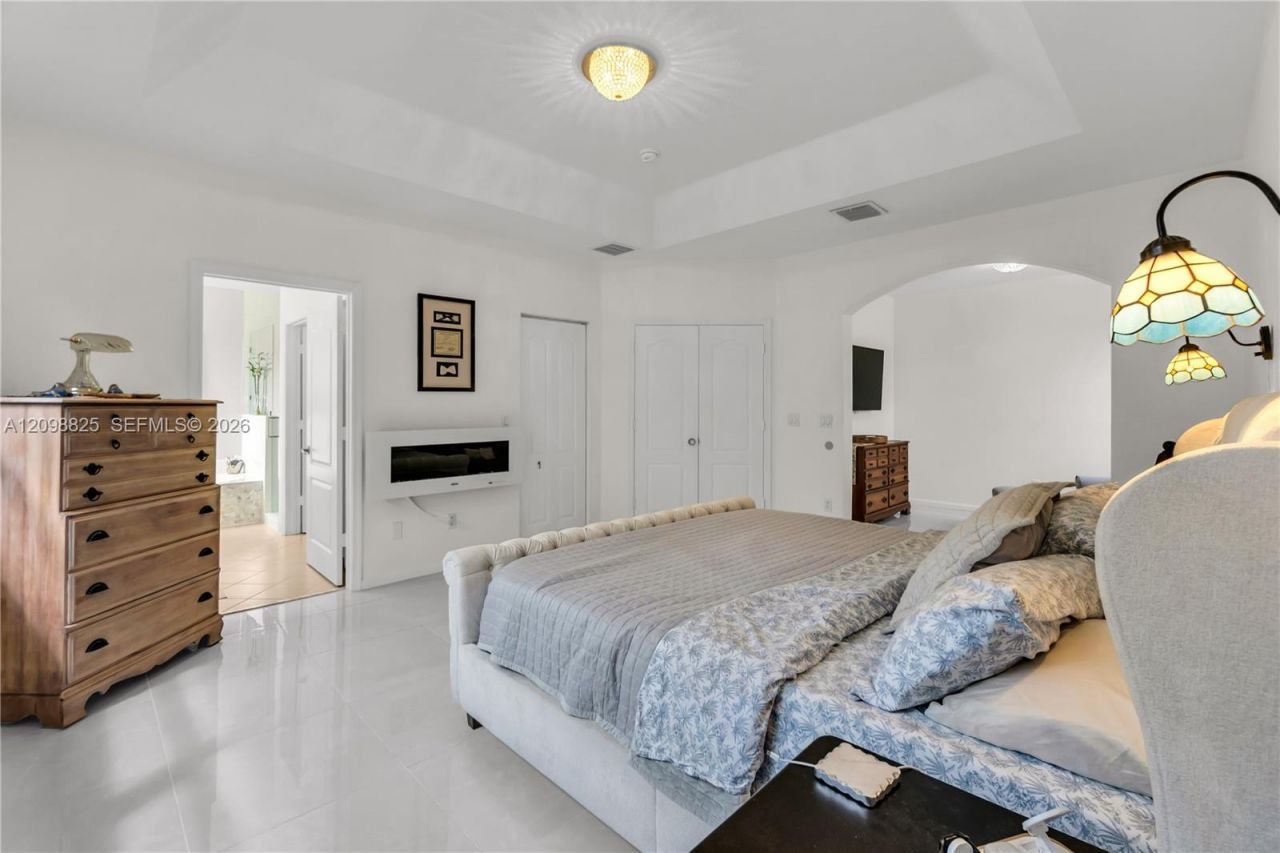 3742 NE 13th St , Homestead, FL 33033 Photo