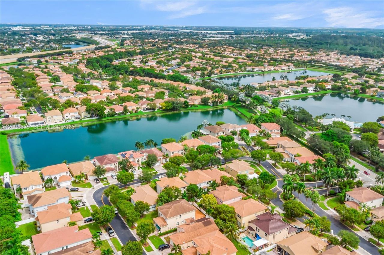 3742 NE 13th St , Homestead, FL 33033 Photo