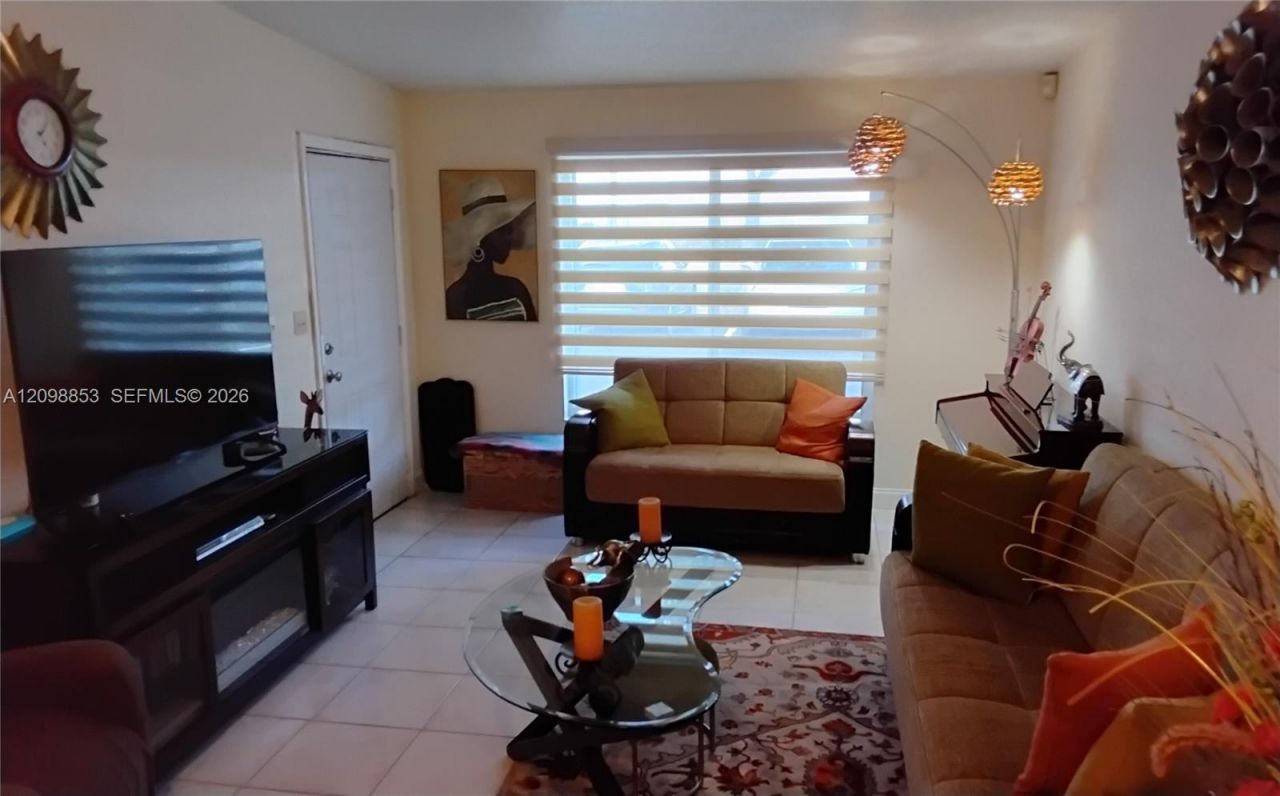 7812 Pembroke Rd, Unit 7812, Miramar, FL 33023 Photo
