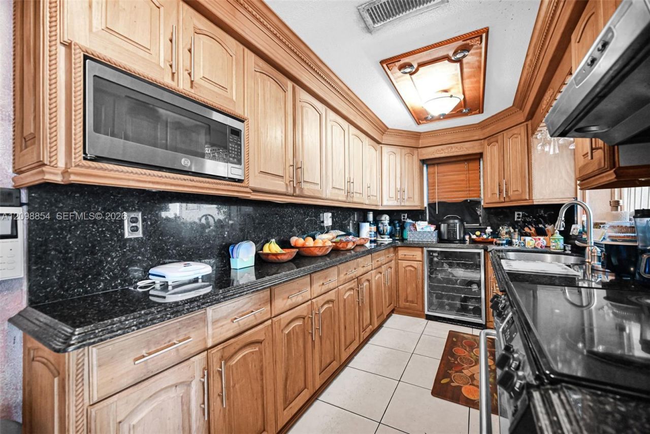 1425 SW 78th Ave , Miami, FL 33144 Photo