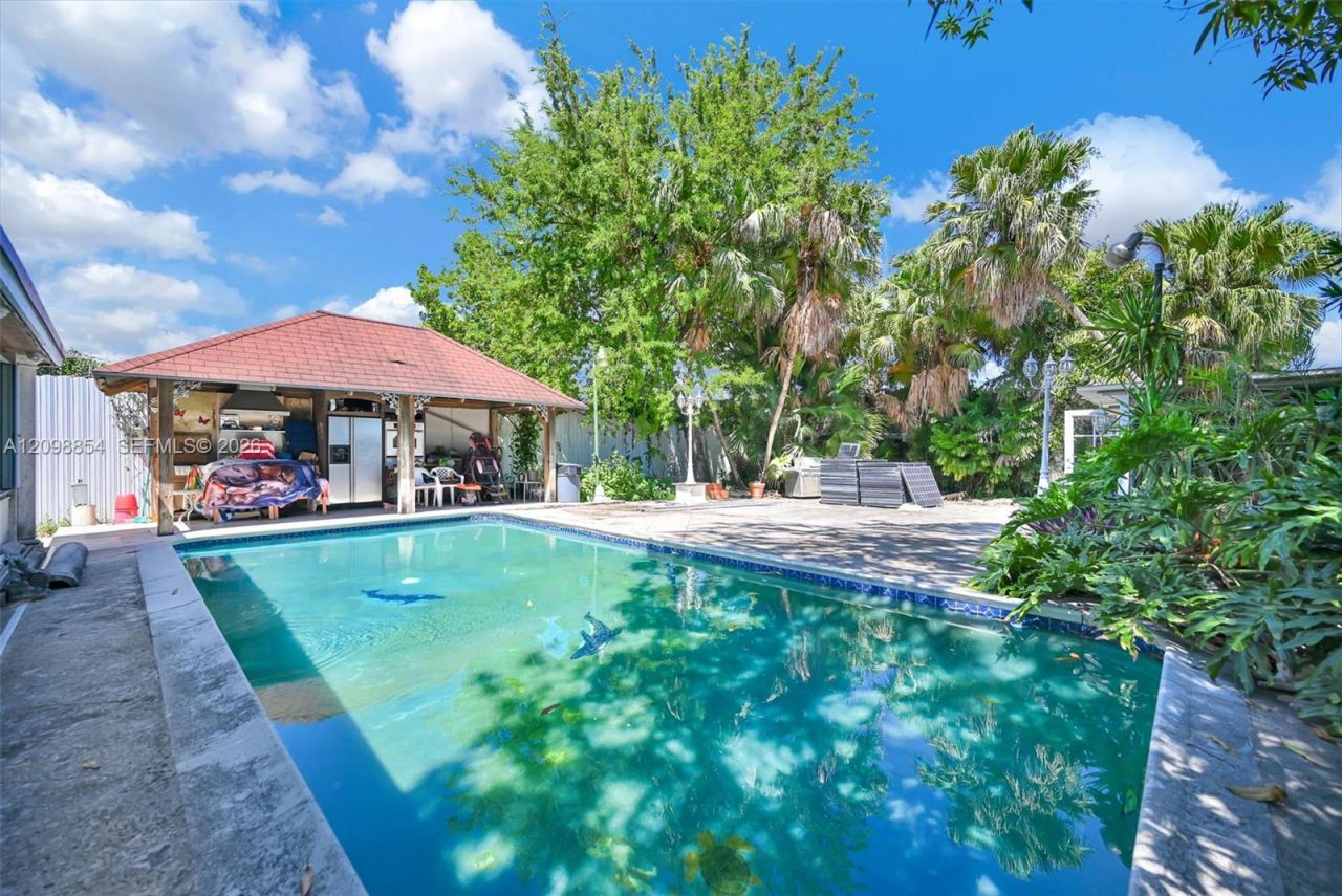 1425 SW 78th Ave , Miami, FL 33144 Photo
