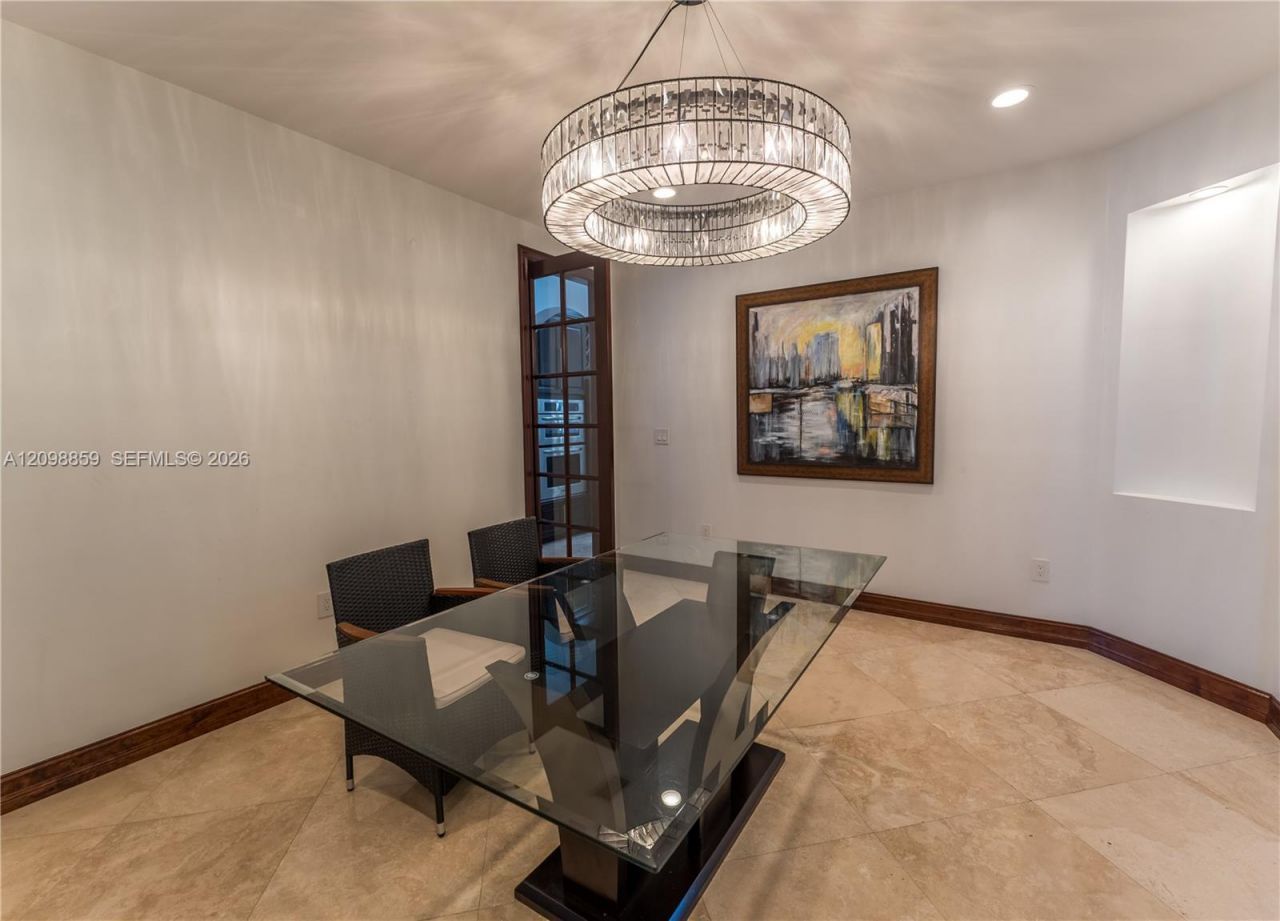 11530 NW 82nd Ter , Doral, FL 33178 Photo