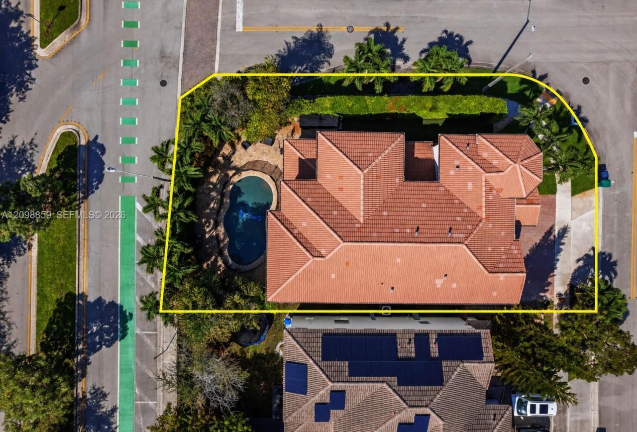 11530 NW 82nd Ter , Doral, FL 33178 Photo