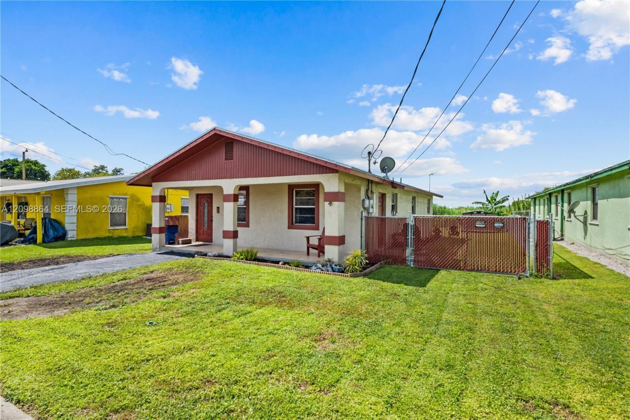 230 SW 12th Ave , South Bay, FL 33493 Photo
