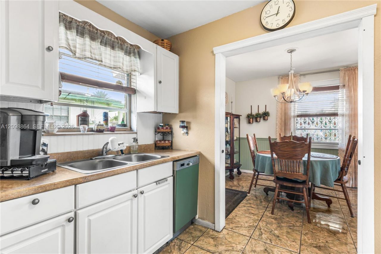 230 SW 12th Ave , South Bay, FL 33493 Photo