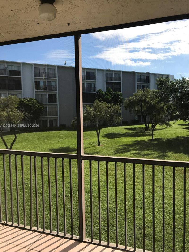 8750 N Sherman Cir , Unit 206, Miramar, FL 33025 Photo