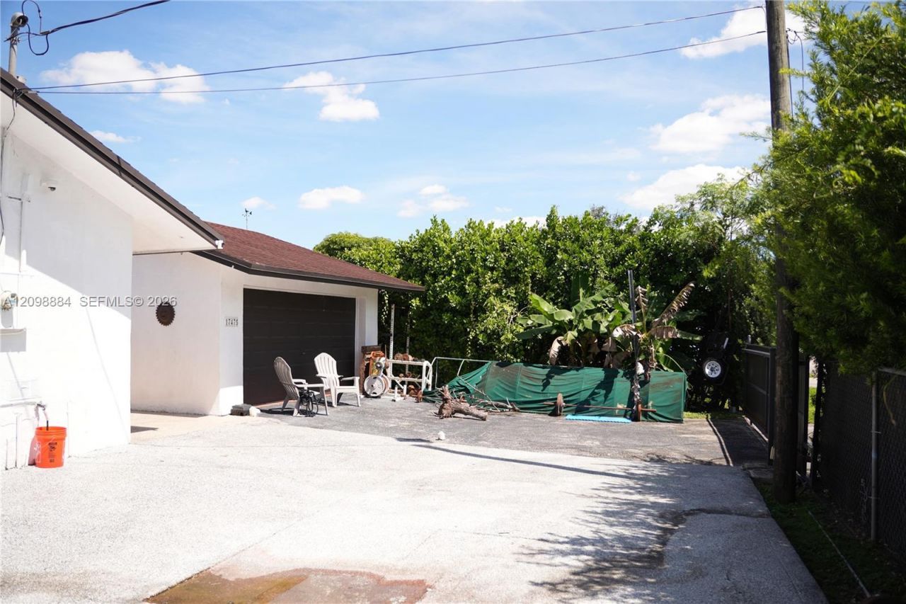 17475 SW 182nd Ave , Miami, FL 33187 Photo