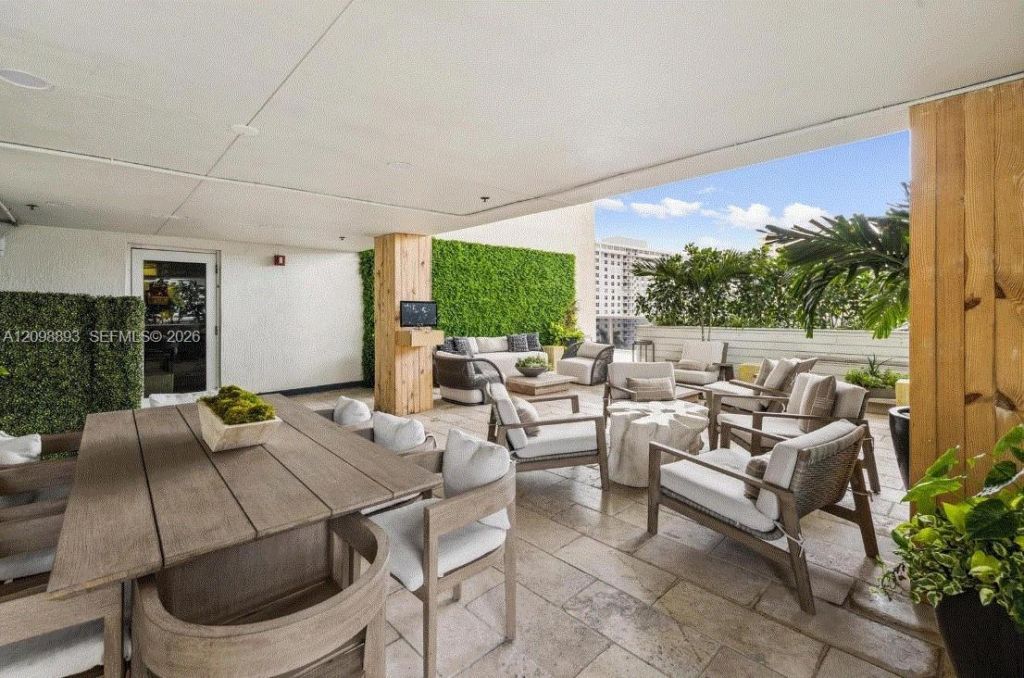 1800 S Ocean Dr , Unit 1610, Hallandale Beach, FL 33009 Photo