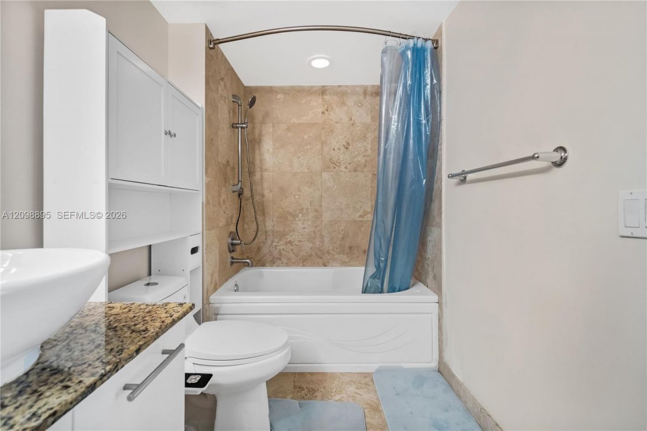 41 SE 5th St , Unit 811, Miami, FL 33131 Photo