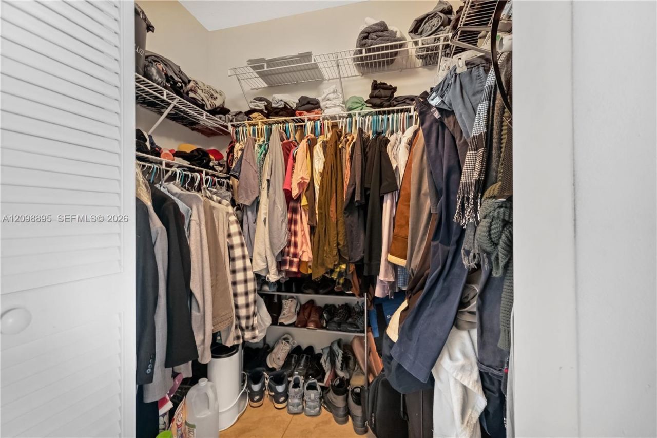 41 SE 5th St , Unit 811, Miami, FL 33131 Photo