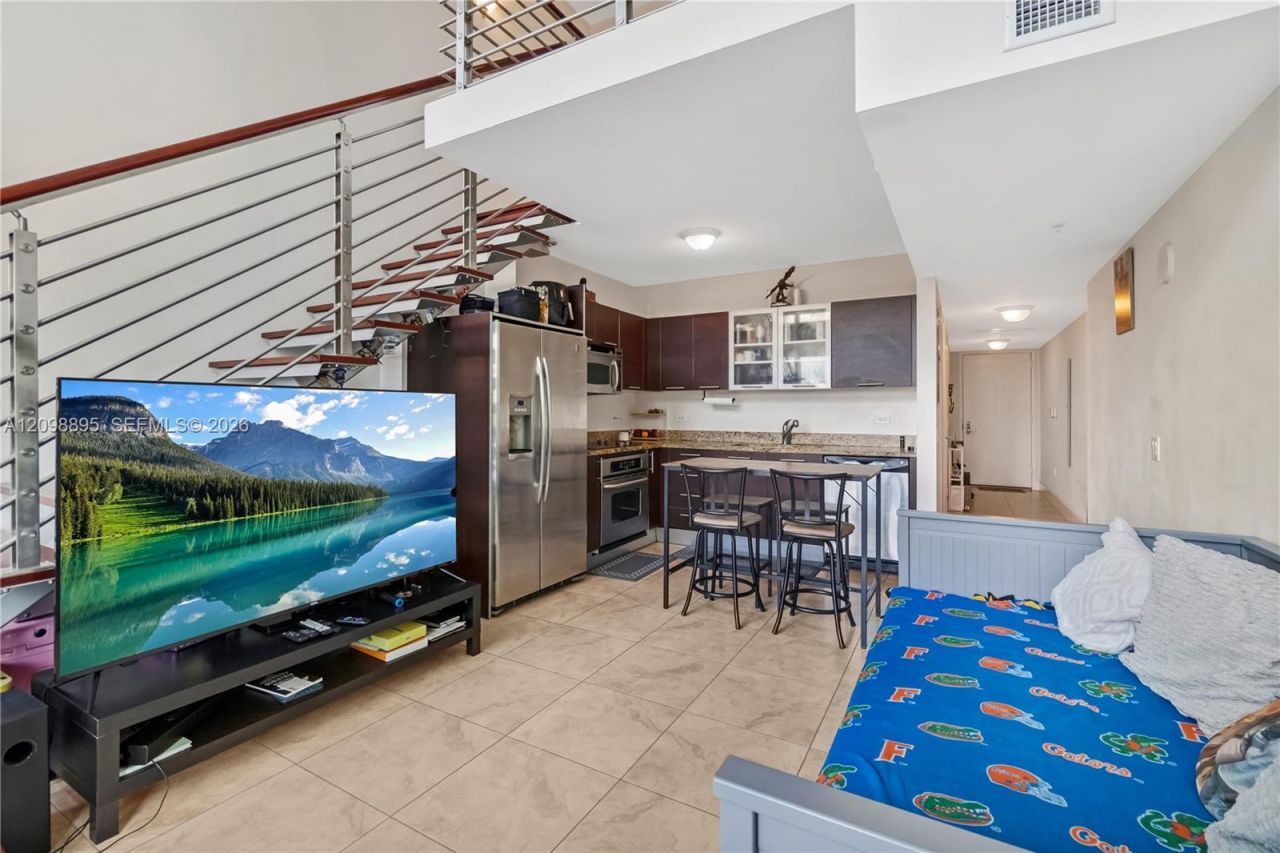 41 SE 5th St , Unit 811, Miami, FL 33131 Photo