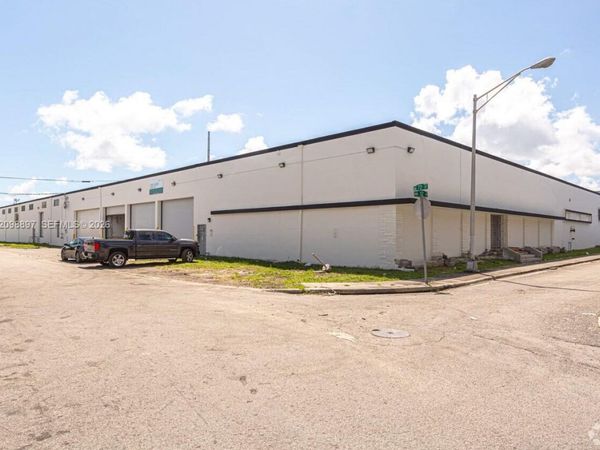 7171 NW 12th Ave , Miami, FL 33144