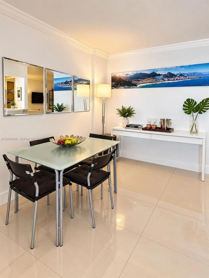 240 Collins Ave , Unit 2C, Miami Beach, FL 33139 Photo