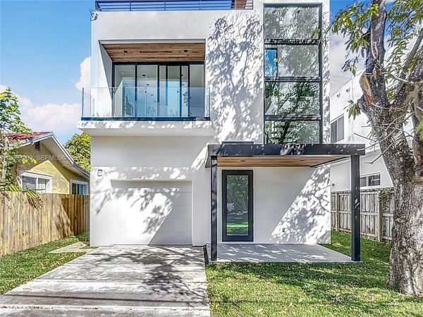 3069 SW 27th Ter , Miami, FL 33133