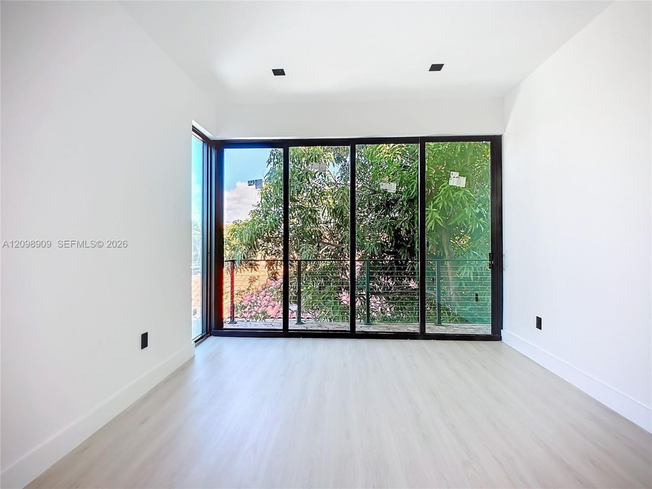 3069 SW 27th Ter , Miami, FL 33133 Photo