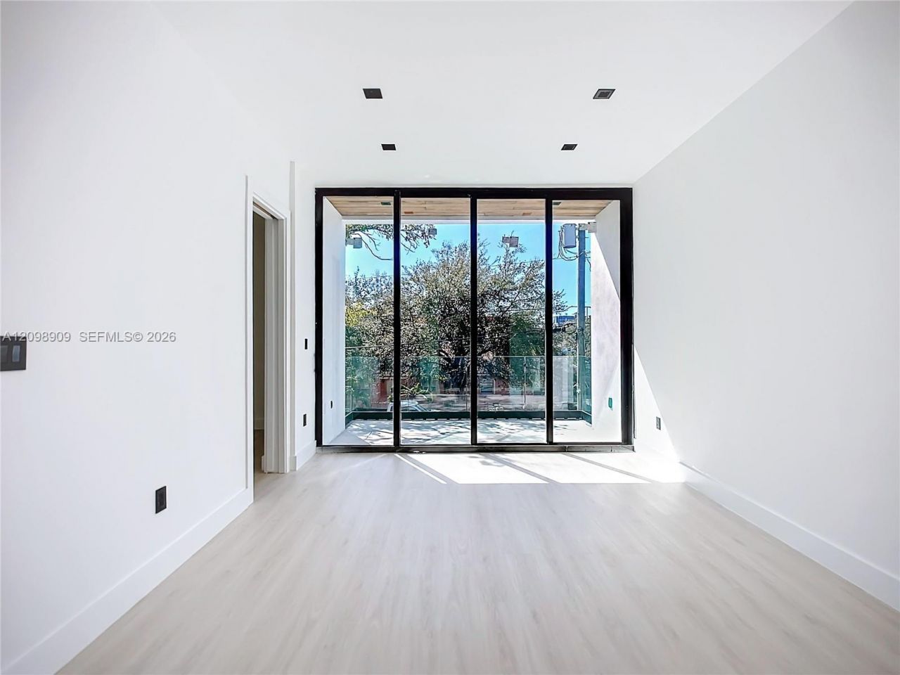 3069 SW 27th Ter , Miami, FL 33133 Photo