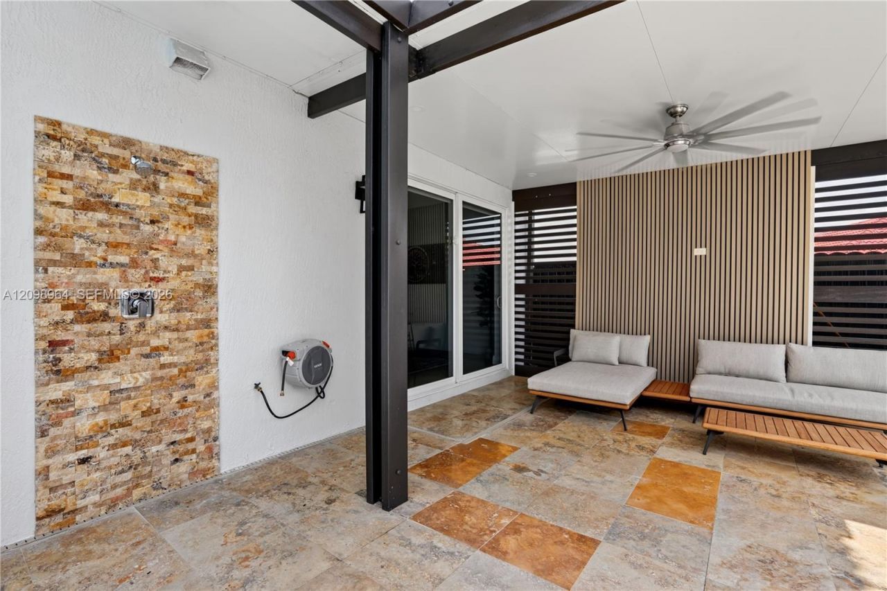 15411 SW 36th Ter, Miami, FL 33185 Photo
