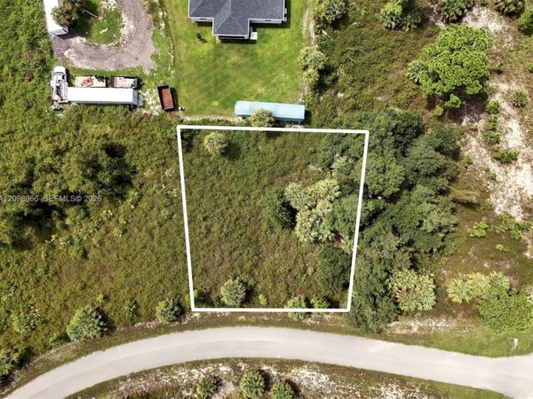 N/A VINEYARD CIR , North Port, FL 34288