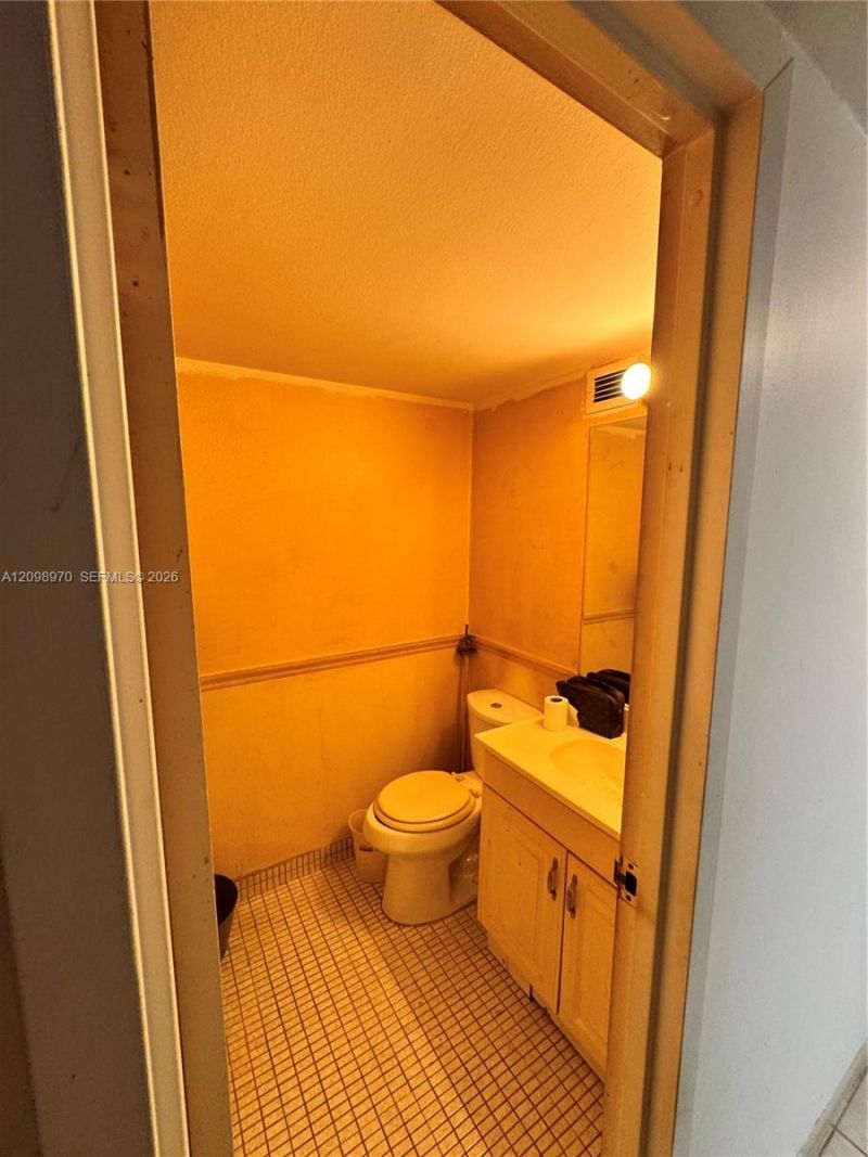 701 Three Islands Blvd , Unit 103, Hallandale Beach, FL 33009 Photo