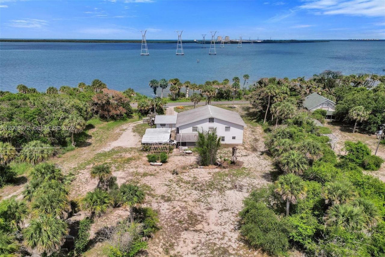 7805 S Indian River Dr Drive, Fort Pierce, FL 34982 Photo