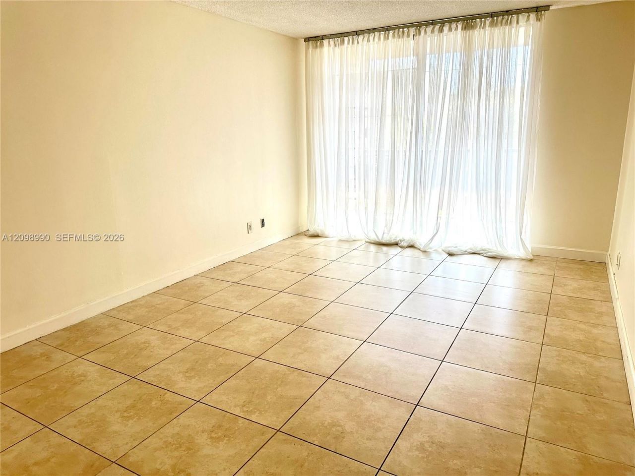 2101 Atlantic Shores Blvd, Unit 408, Hallandale Beach, FL 33009 Photo