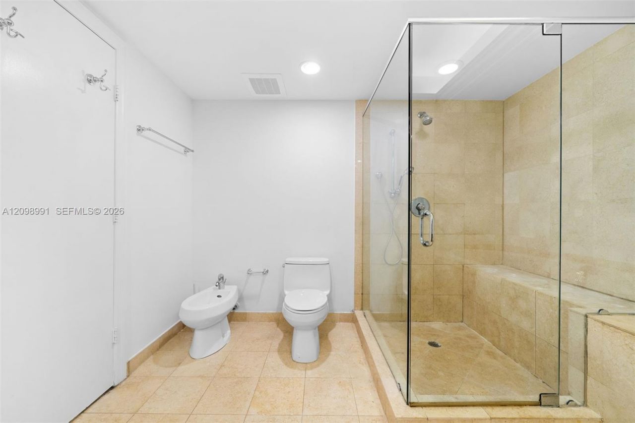 1800 S Ocean Dr , Unit 3805, Hallandale Beach, FL 33009 Photo