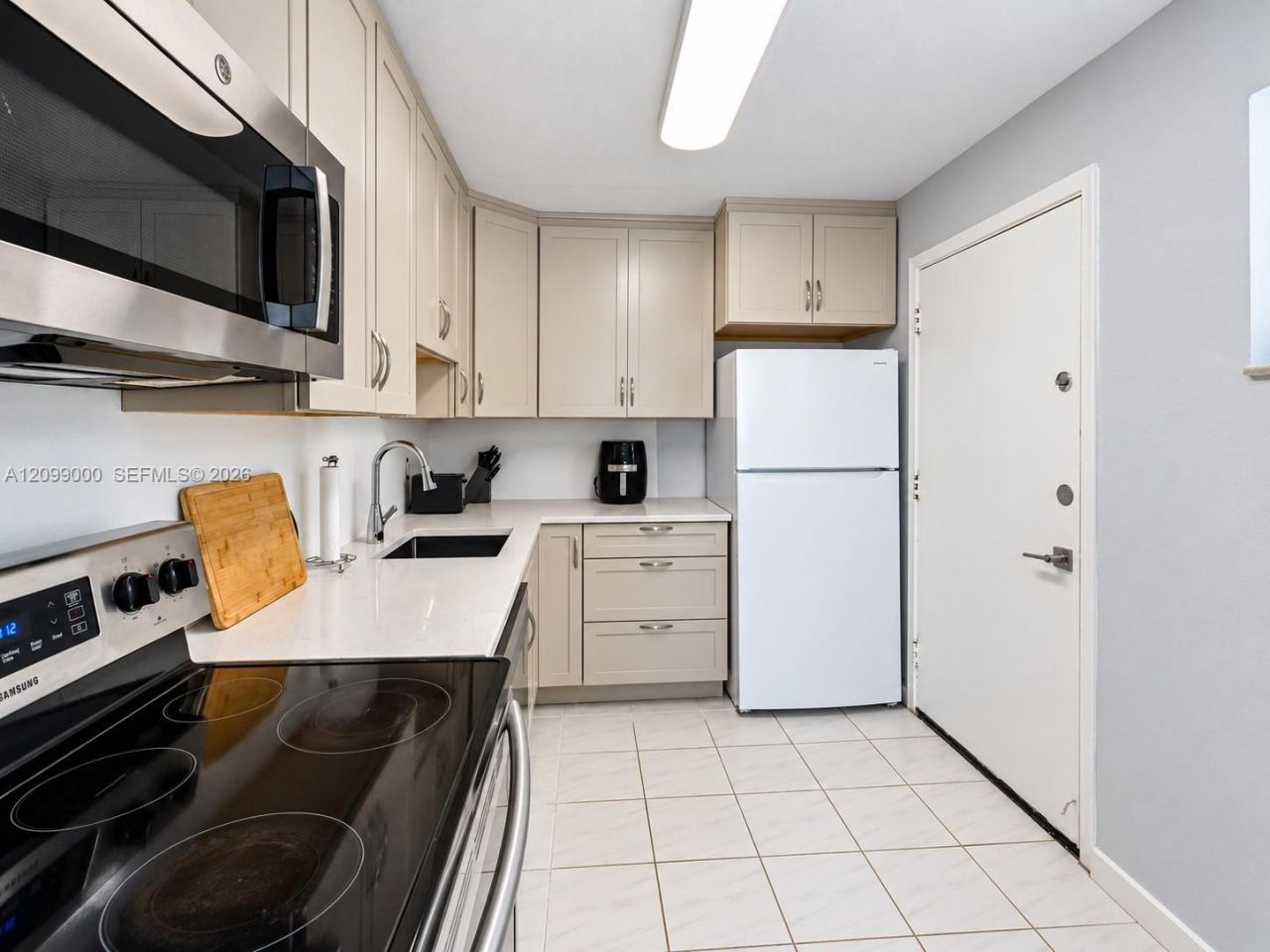 1750 James Ave, Unit 7L, Miami Beach, FL 33139 Photo