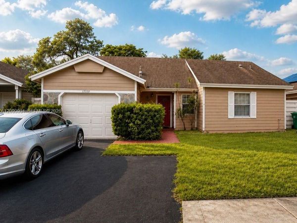 14780 SW 139th Ct , Miami, FL 33186