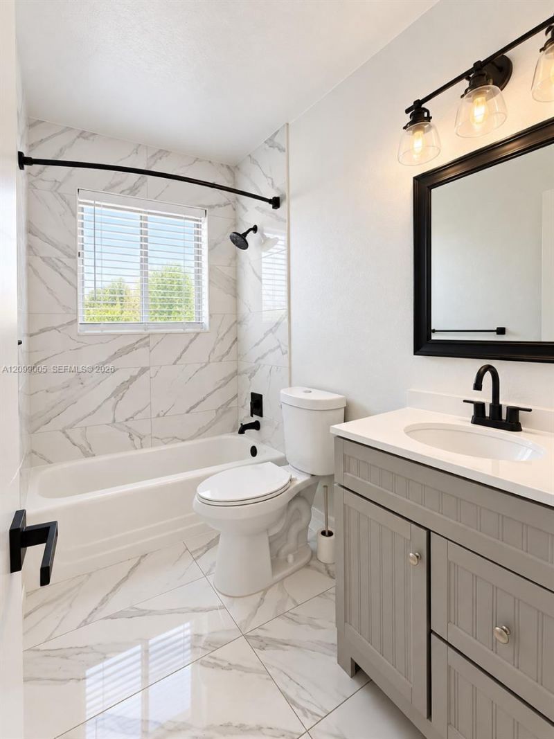 1046 SE 22nd Ave , Pompano Beach, FL 33062 Photo