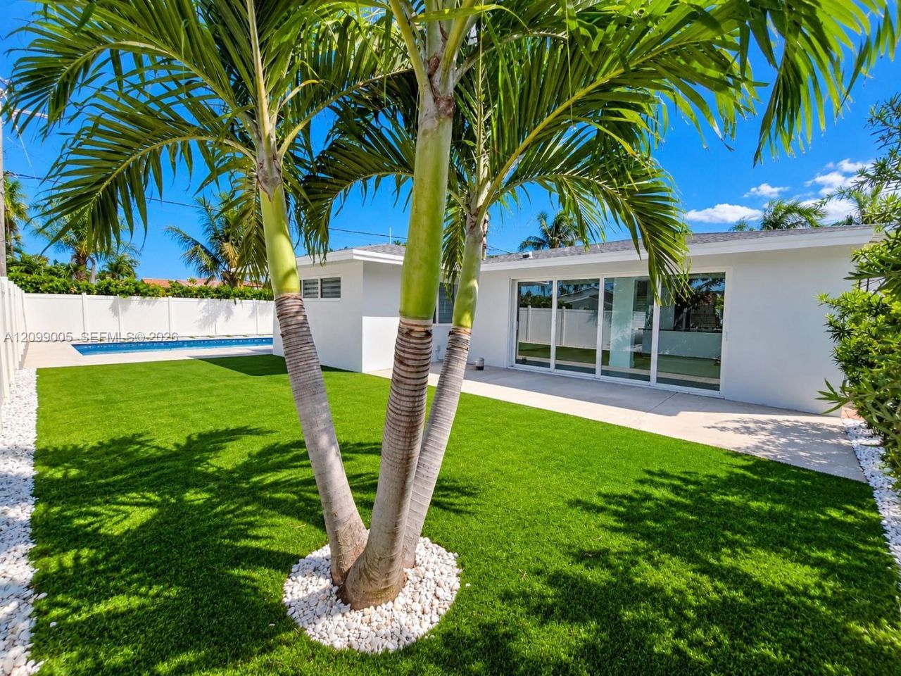 1046 SE 22nd Ave , Pompano Beach, FL 33062 Photo