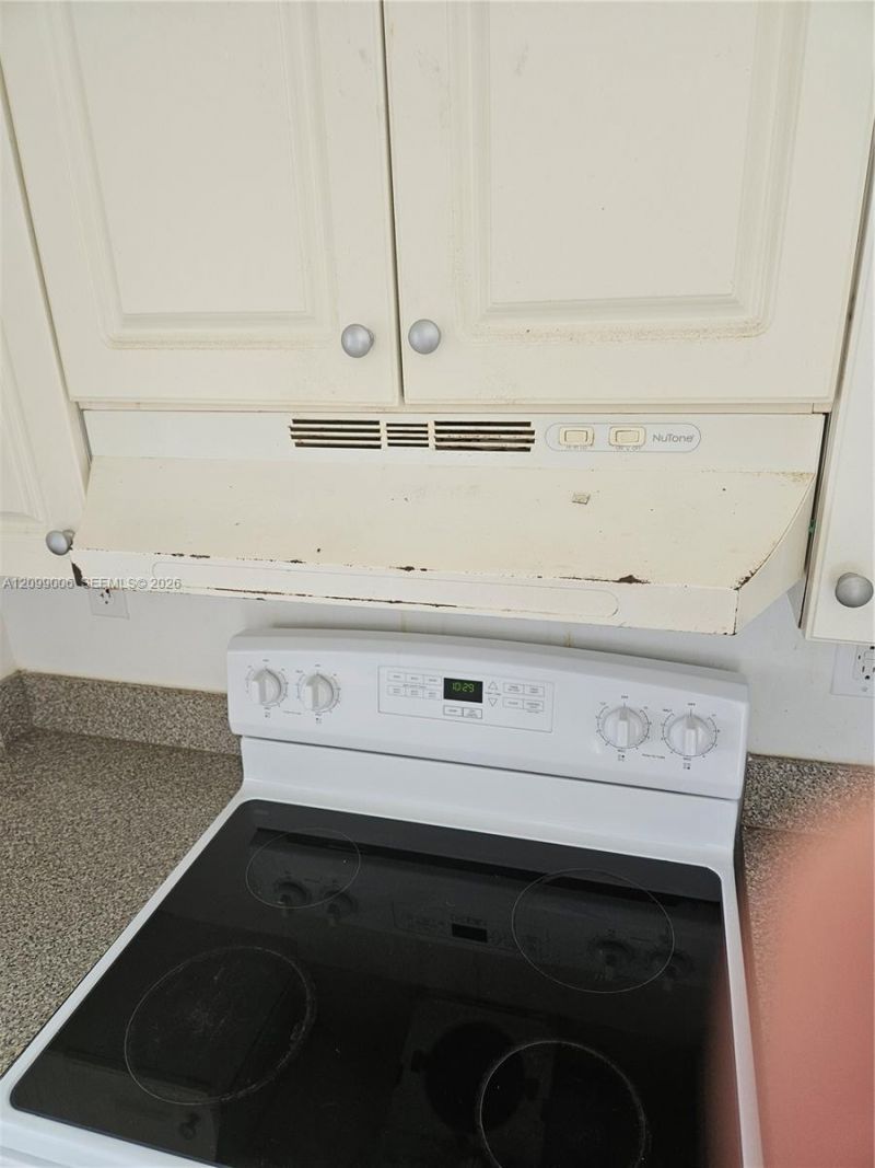 1638 SW 3rd St , Unit 302, Miami, FL 33135 Photo