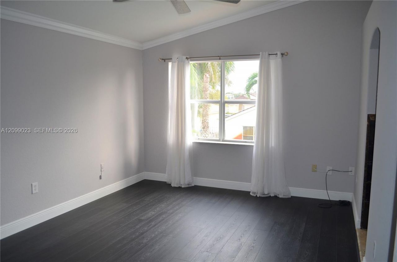 18808 NW 24th Pl , Pembroke Pines, FL 33029 Photo