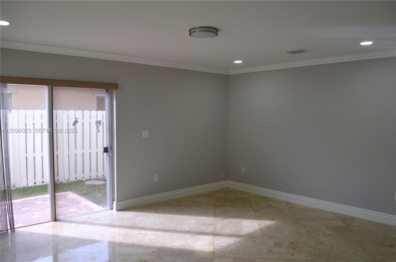 18808 NW 24th Pl , Pembroke Pines, FL 33029 Photo