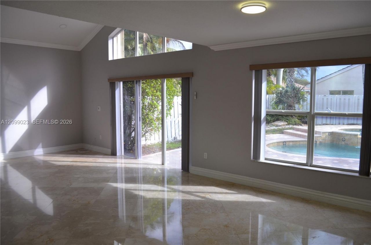 18808 NW 24th Pl , Pembroke Pines, FL 33029 Photo