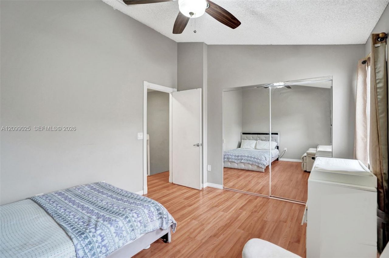 7212 Woodmont Ave , Tamarac, FL 33321 Photo