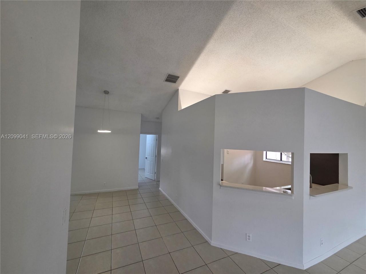 16 Via De Casas Sur , Unit 201, Boynton Beach, FL 33426 Photo
