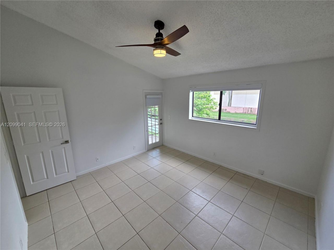16 Via De Casas Sur , Unit 201, Boynton Beach, FL 33426 Photo