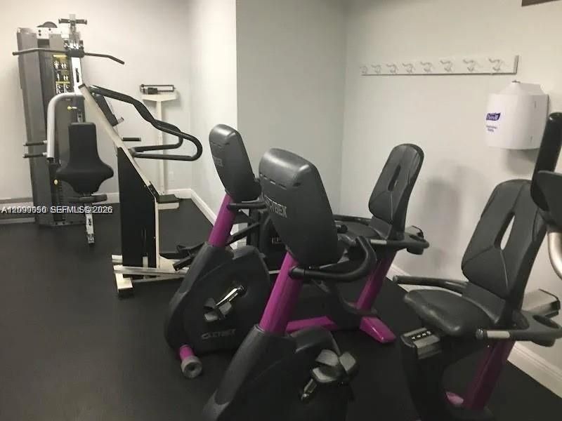 200 Berkley Rd , Unit 123, Hollywood, FL 33024 Photo