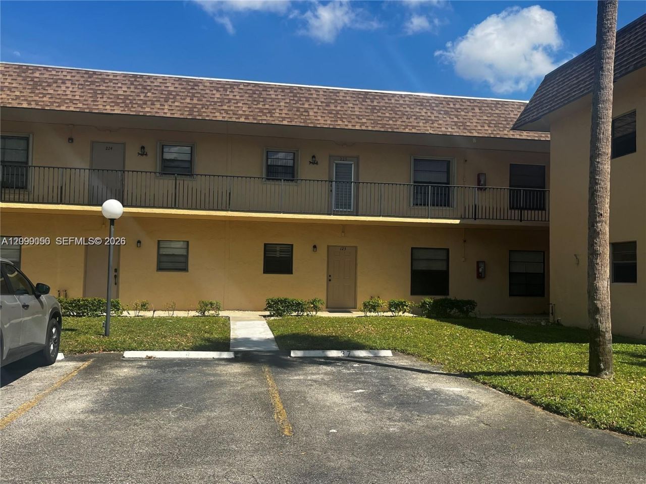 200 Berkley Rd , Unit 123, Hollywood, FL 33024 Photo