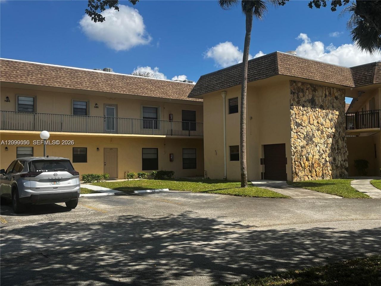 200 Berkley Rd , Unit 123, Hollywood, FL 33024 Photo