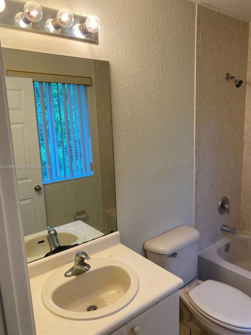 1519 SE 24th Ct , Unit 238, Homestead, FL 33035 Photo