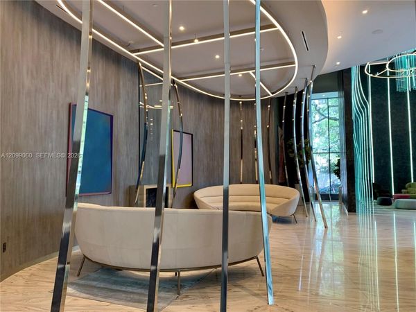 1000 Brickell Plz , Unit 1805, Miami, FL 33131