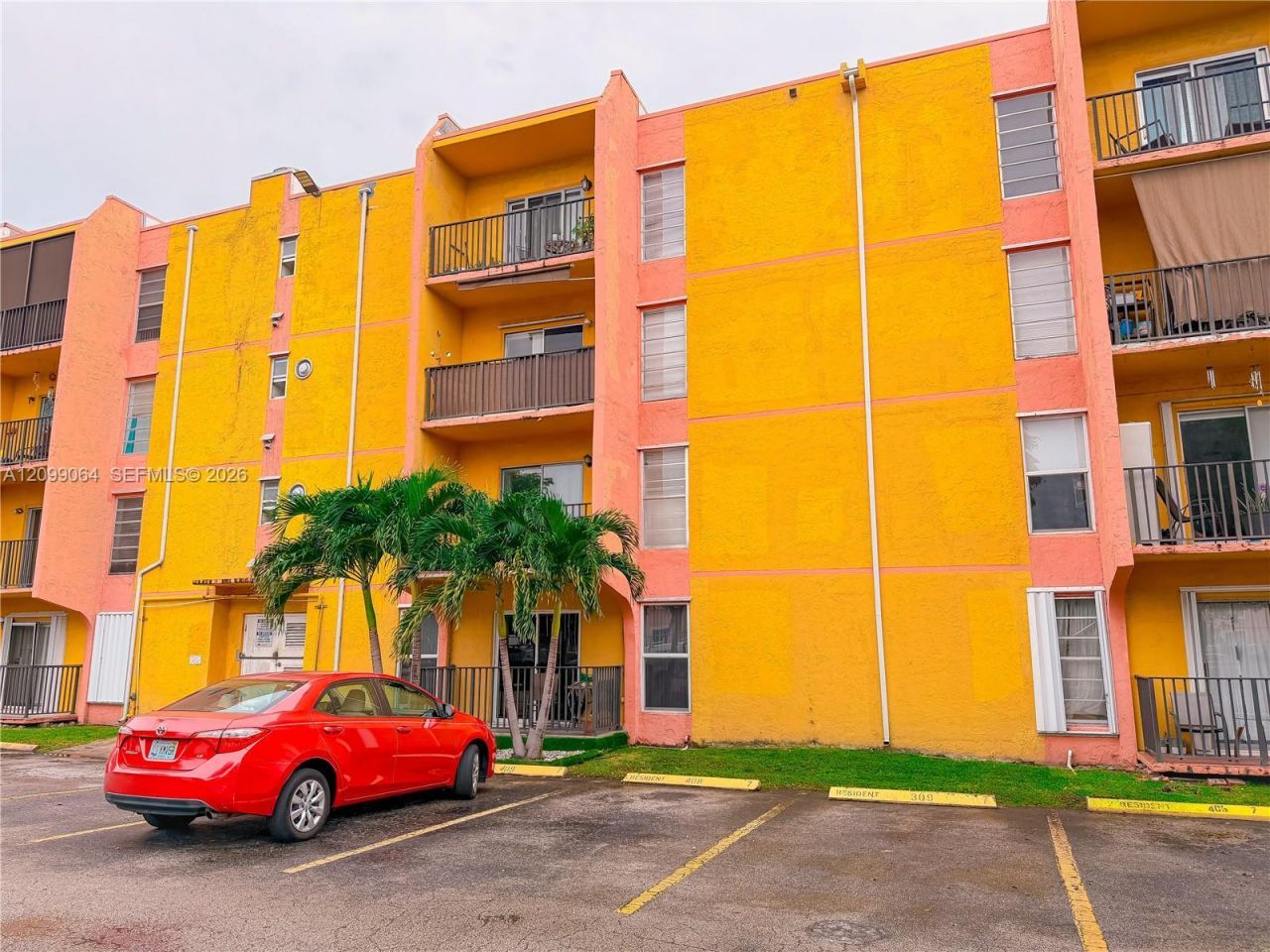 4705 NW 7th St , Unit 408-7, Miami, FL 33126 Photo