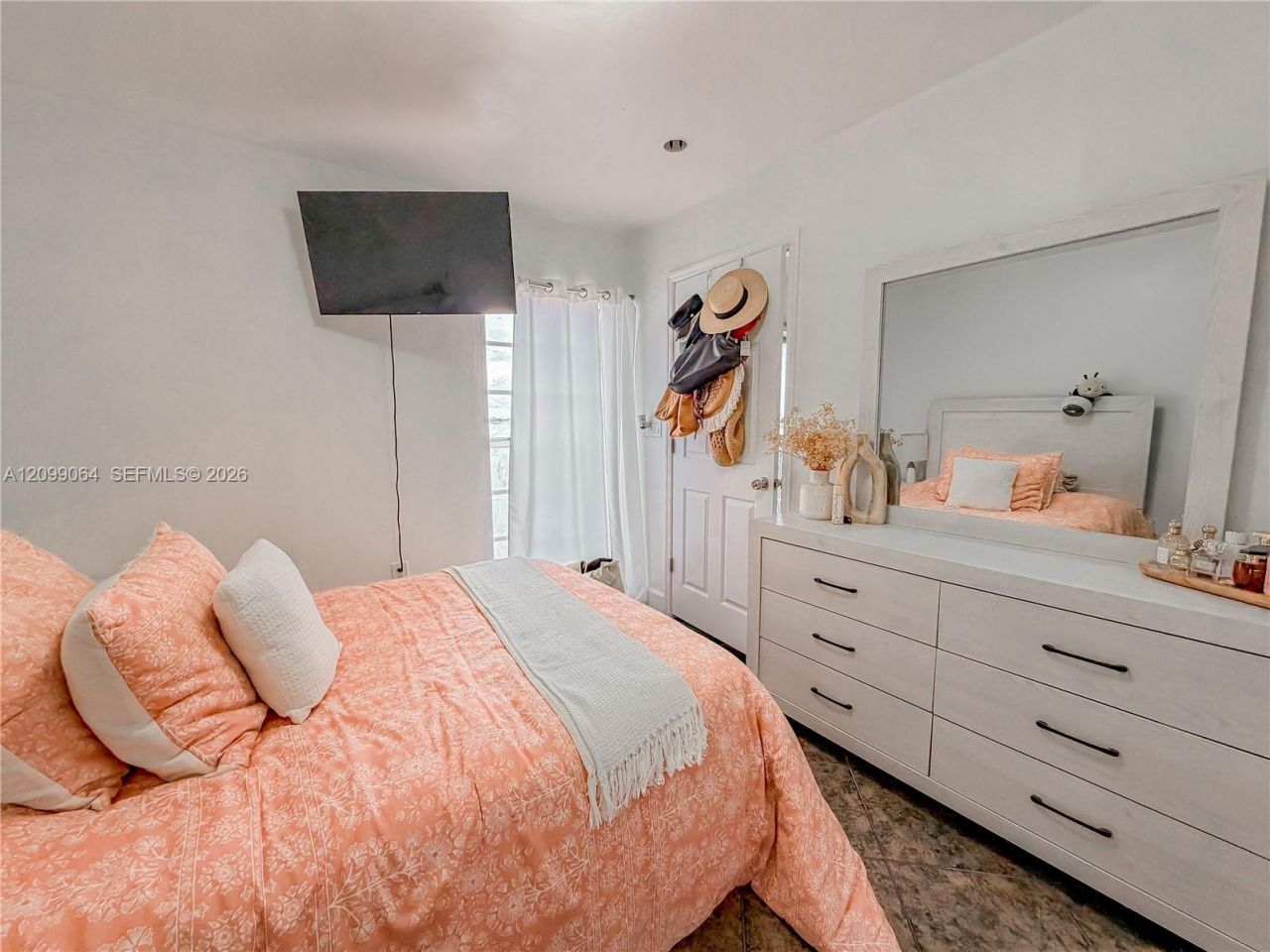 4705 NW 7th St , Unit 408-7, Miami, FL 33126 Photo